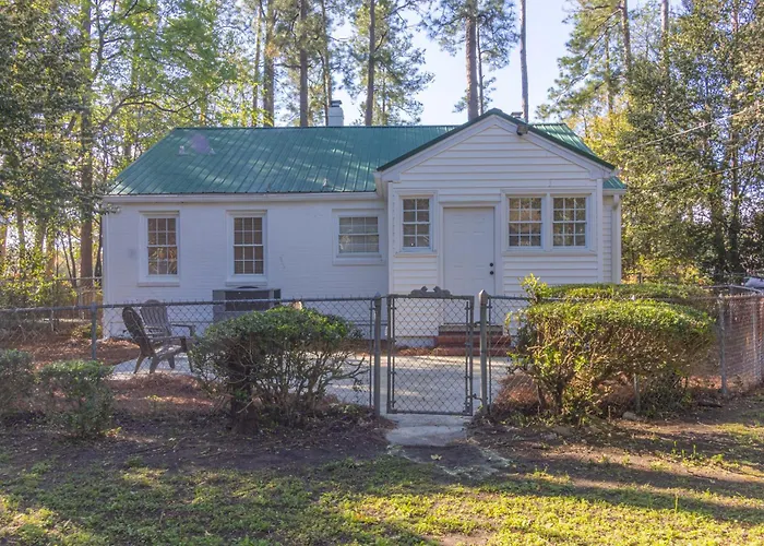 Forest Hills Cottage